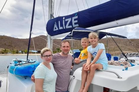 Review img # 101 of the yacht ALIZÉ
