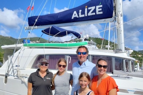 Review img # 75 of the yacht ALIZÉ