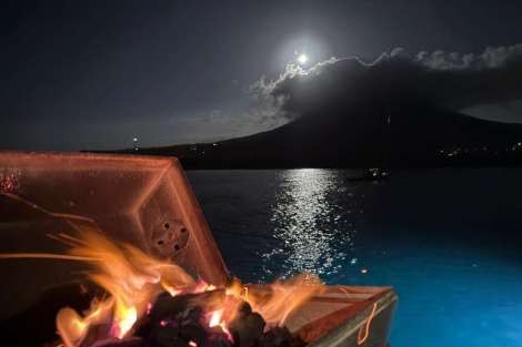 Review img # 5 of the yacht ELVIS MAGIC