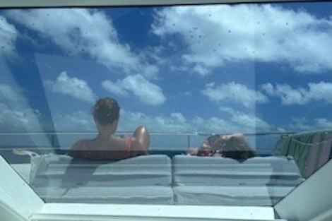 Review img # 11 of the yacht INDIGO