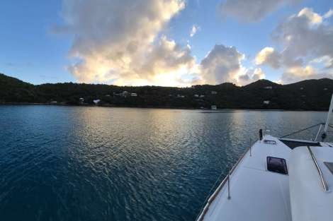 Review img # 4 of the yacht MISS SUMMER