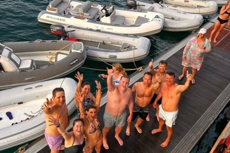 Review img # 40 of the yacht OHANA