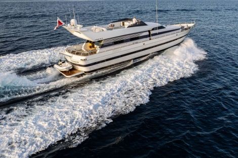 Review img # 3 of the yacht Sandi IV