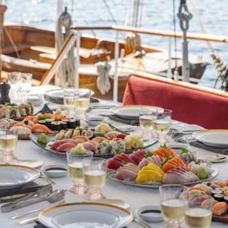 Food onboard TRINAKRIA # 9